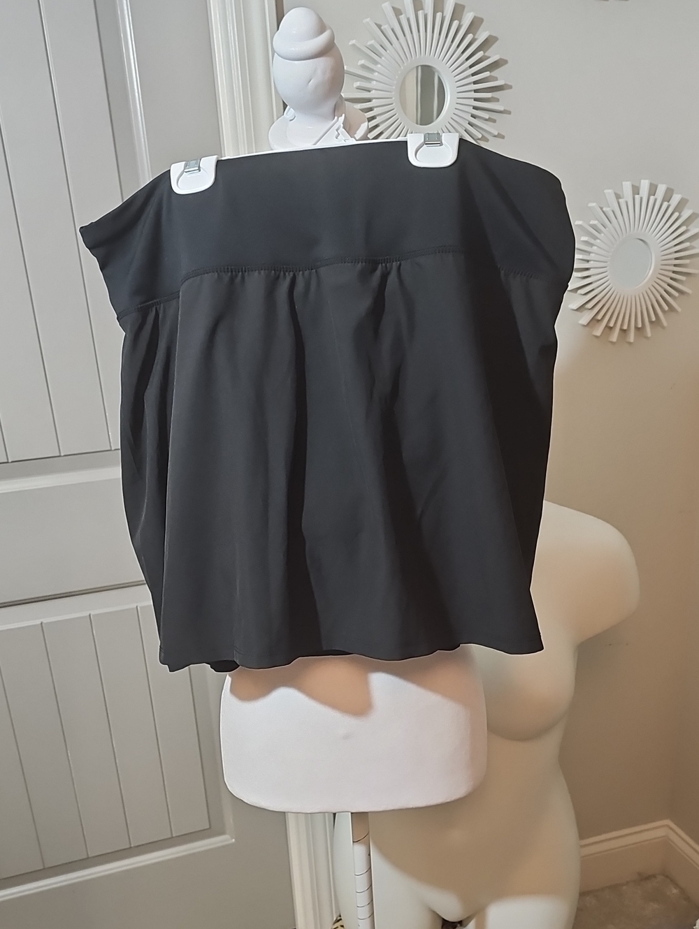 Marika Black Strapless Pleated Crop Top